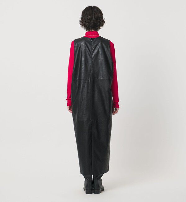 UNITED ARROWS「＜SACRA＞レザーライク Uネック ワンピース」|ワンピース|