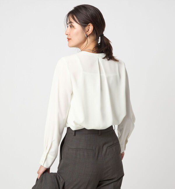 UNITED ARROWS green label relaxing「肩タック Vネック ブラウス マシンウォッシャブル UVカット」|シャツ・ブラウス|