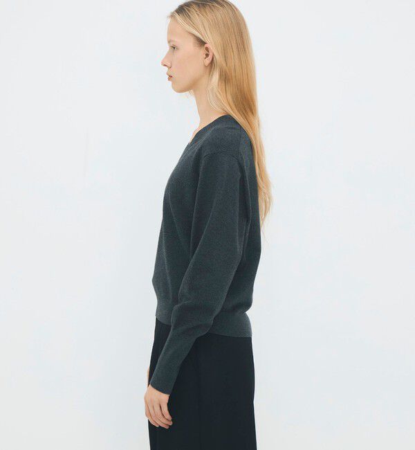 CABaN「コットンカシミヤストレット Vネックプルオーバー」|ニット・セーター|