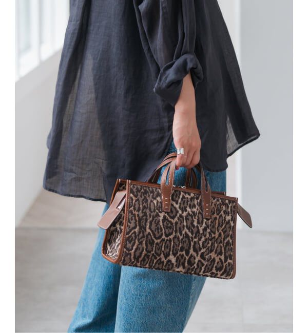 Spick and Span「《一部店舗+WEB限定》A VACATION/ア ヴァケーション SABRINA BROWN LEO」|トートバッグ|