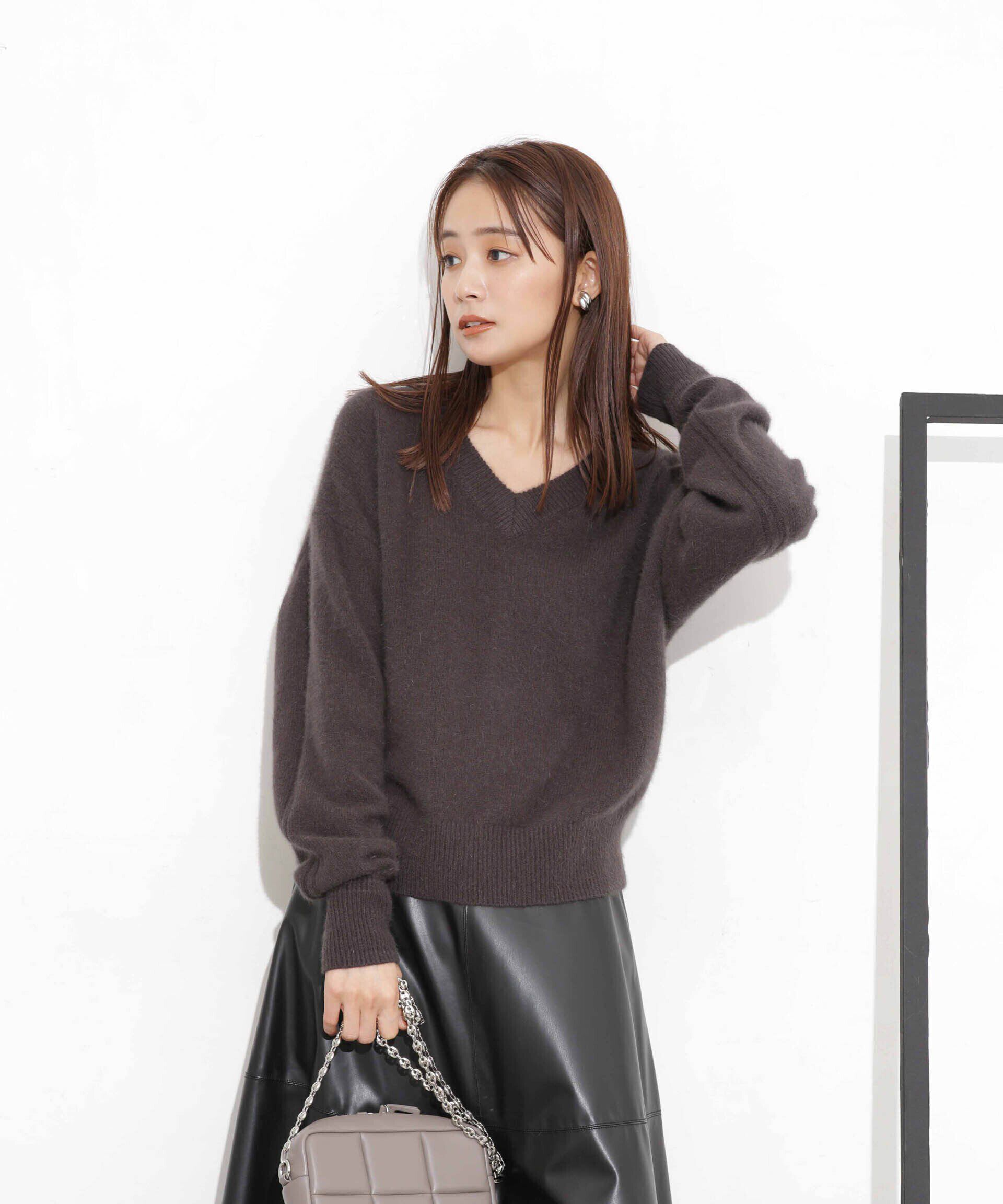 nano･universe「ウォッシャブルフォックス Vネックニットプルオーバー」|ニット・セーター|