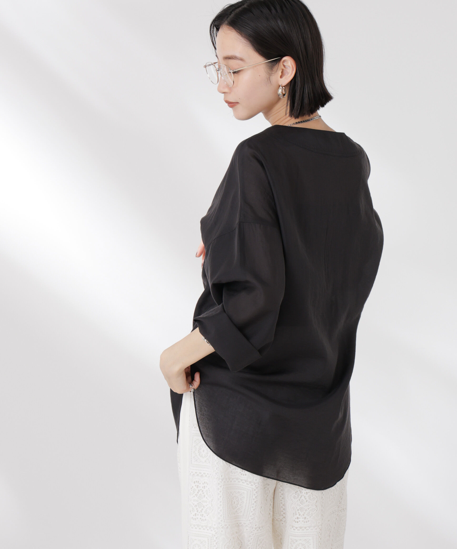 nano･universe「DeepVネックプルオーバーブラウス」|シャツ・ブラウス|