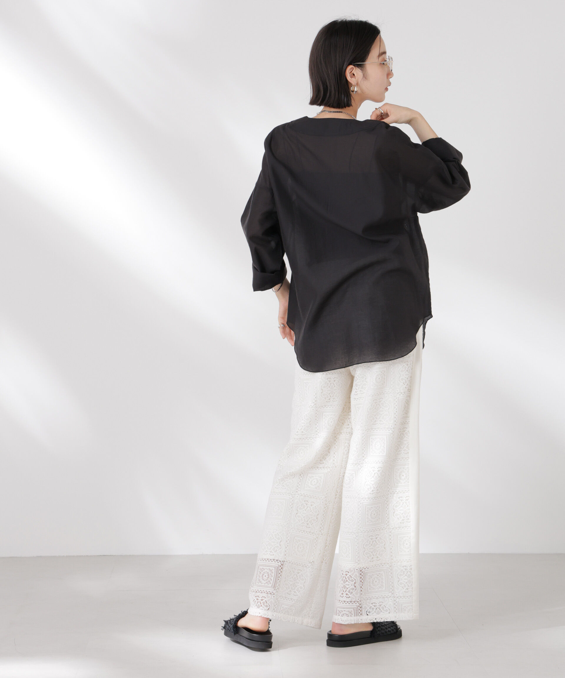 nano･universe「DeepVネックプルオーバーブラウス」|シャツ・ブラウス|
