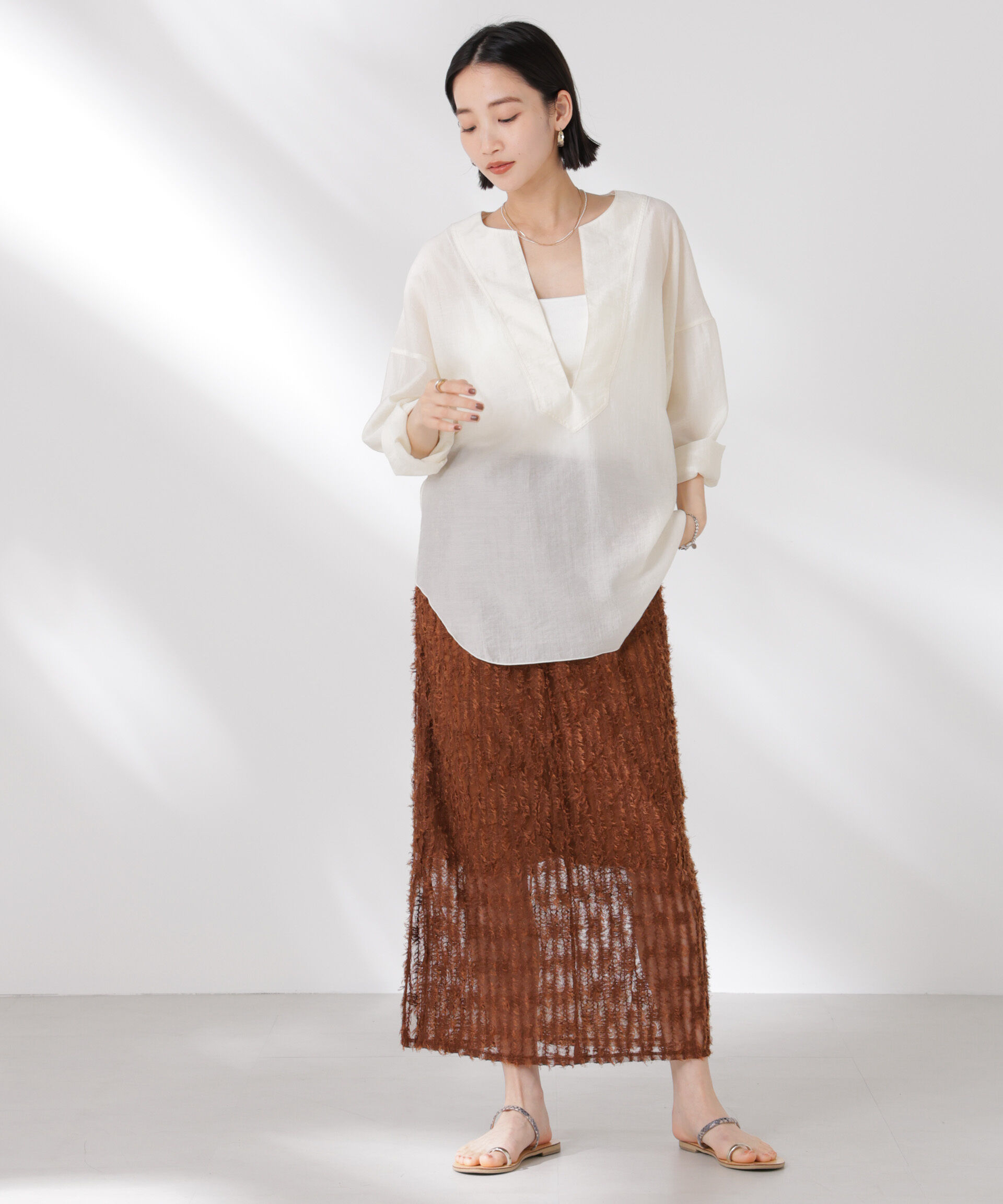 nano･universe「DeepVネックプルオーバーブラウス」|シャツ・ブラウス|