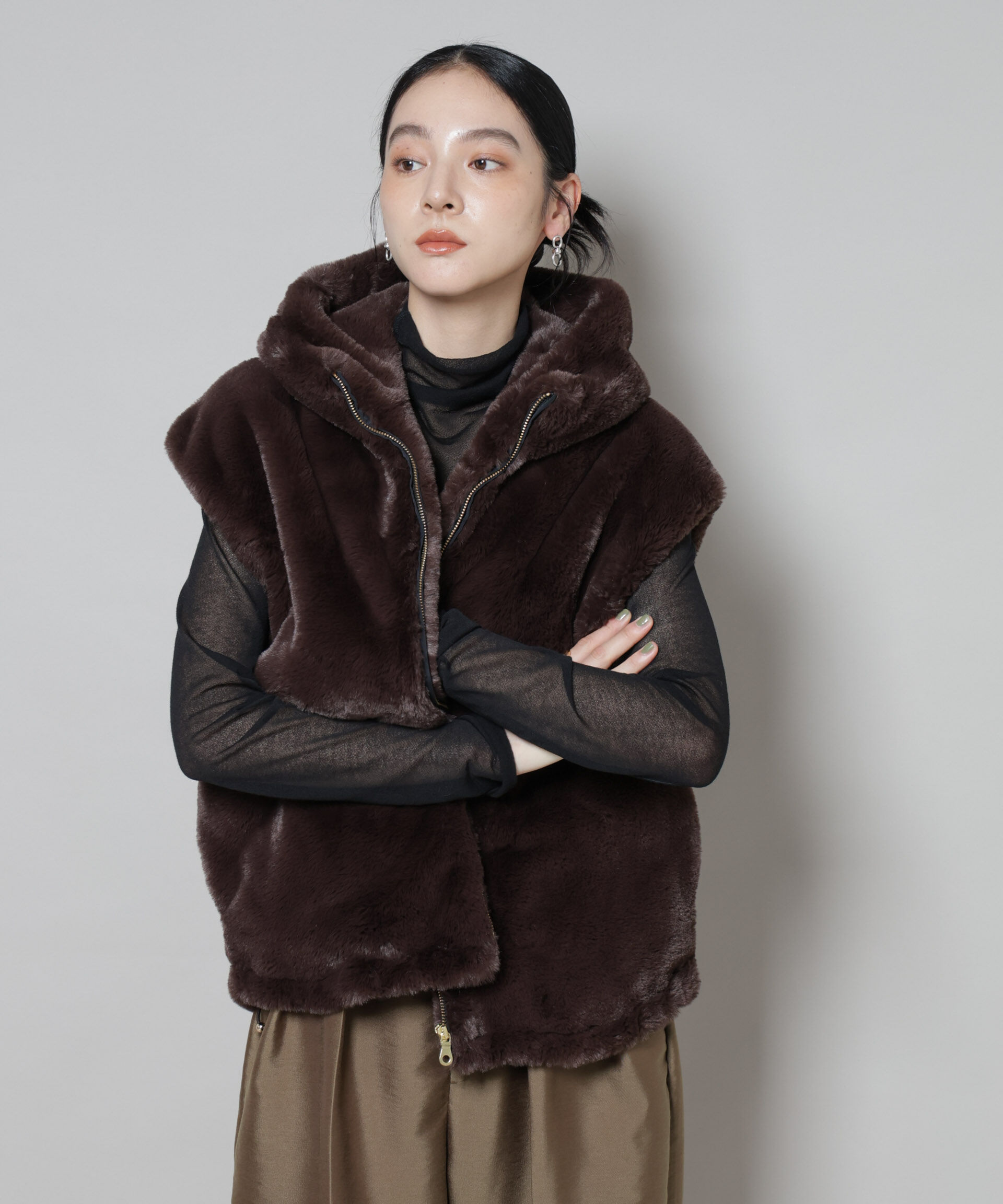 nano･universe「フェイクファーフードベスト」|テーラードジャケット|