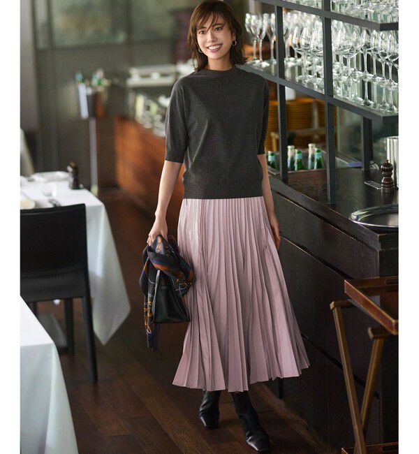 23区「【見上愛さん着用/CanCam11月号掲載】パウダリータイプライター プリーツ スカート」|スカート|