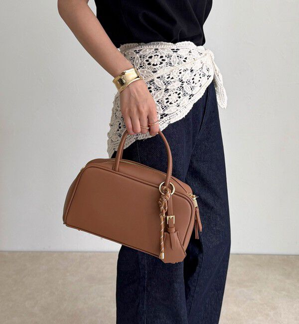 fredy emue「チャーム付横長ボストンバッグ」|ショルダー・メッセンジャー|