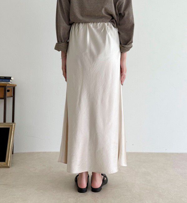 fredy emue「シルキーヘビーサテンスカート」|スカート|