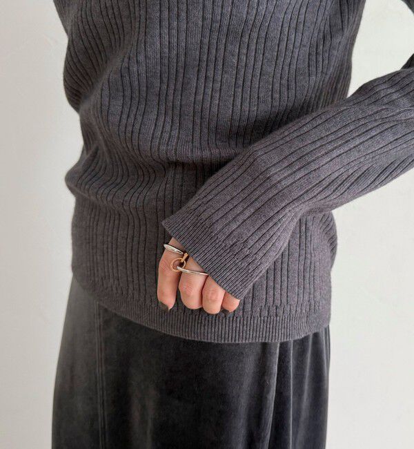 fredy emue「ちびVネックリブニットプルオーバー」|ニット・セーター|