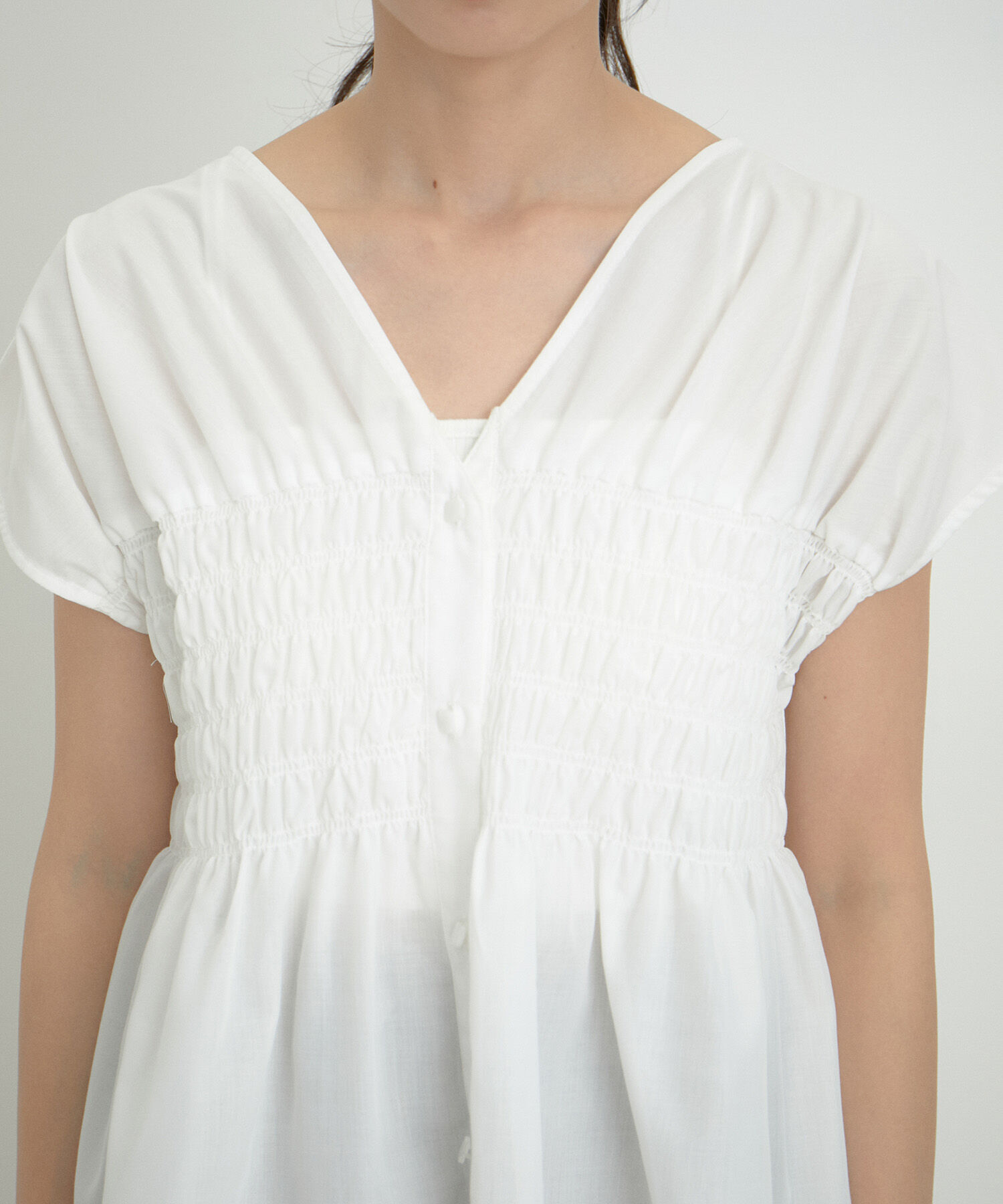 VIS「【洗える】ゆるVネックシャーリングシャツブラウス」|シャツ・ブラウス|