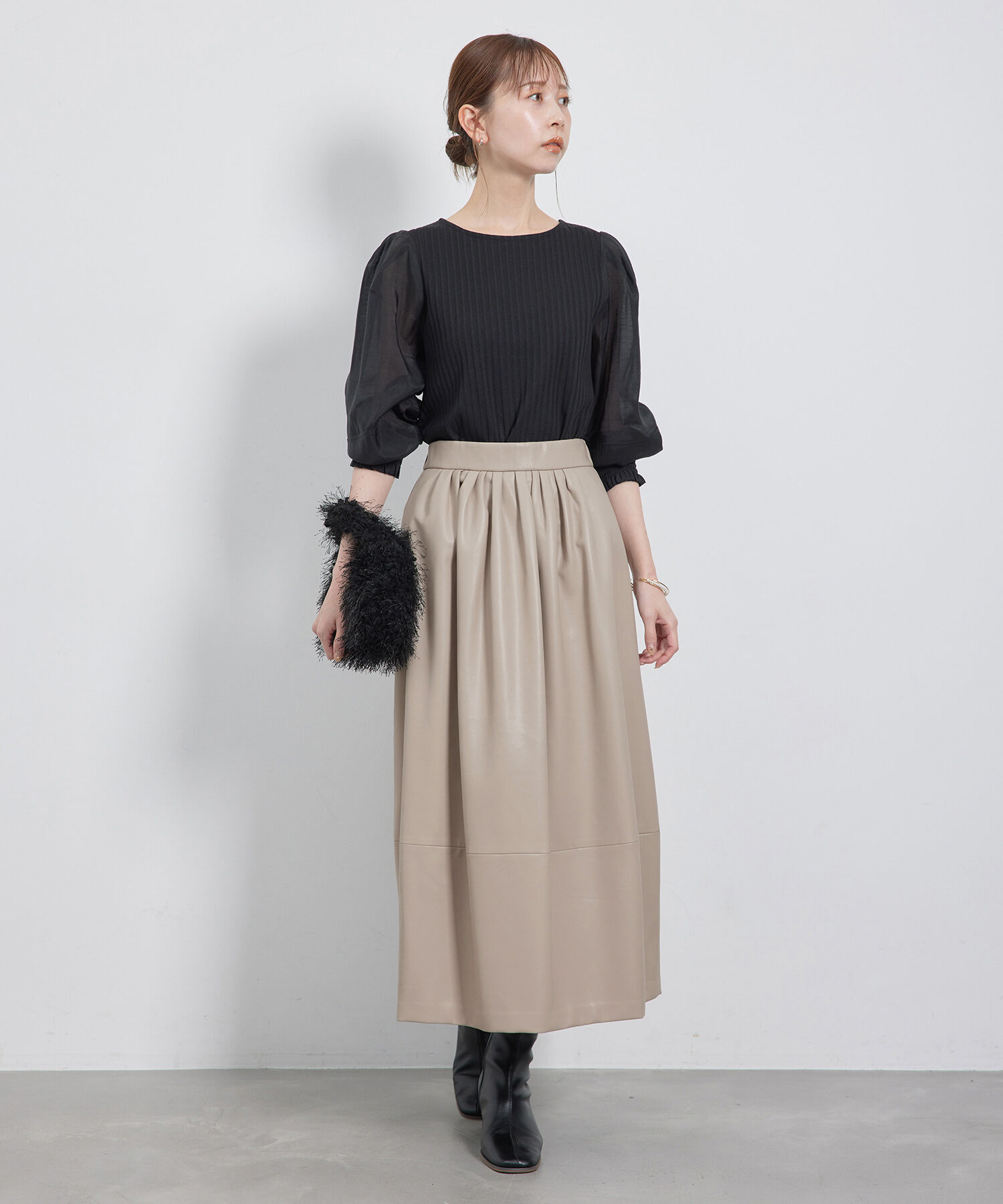 Rope&rsquo;Picnic「【emur/エミュール】シンセティックレザーコクーンスカート」|スカート|