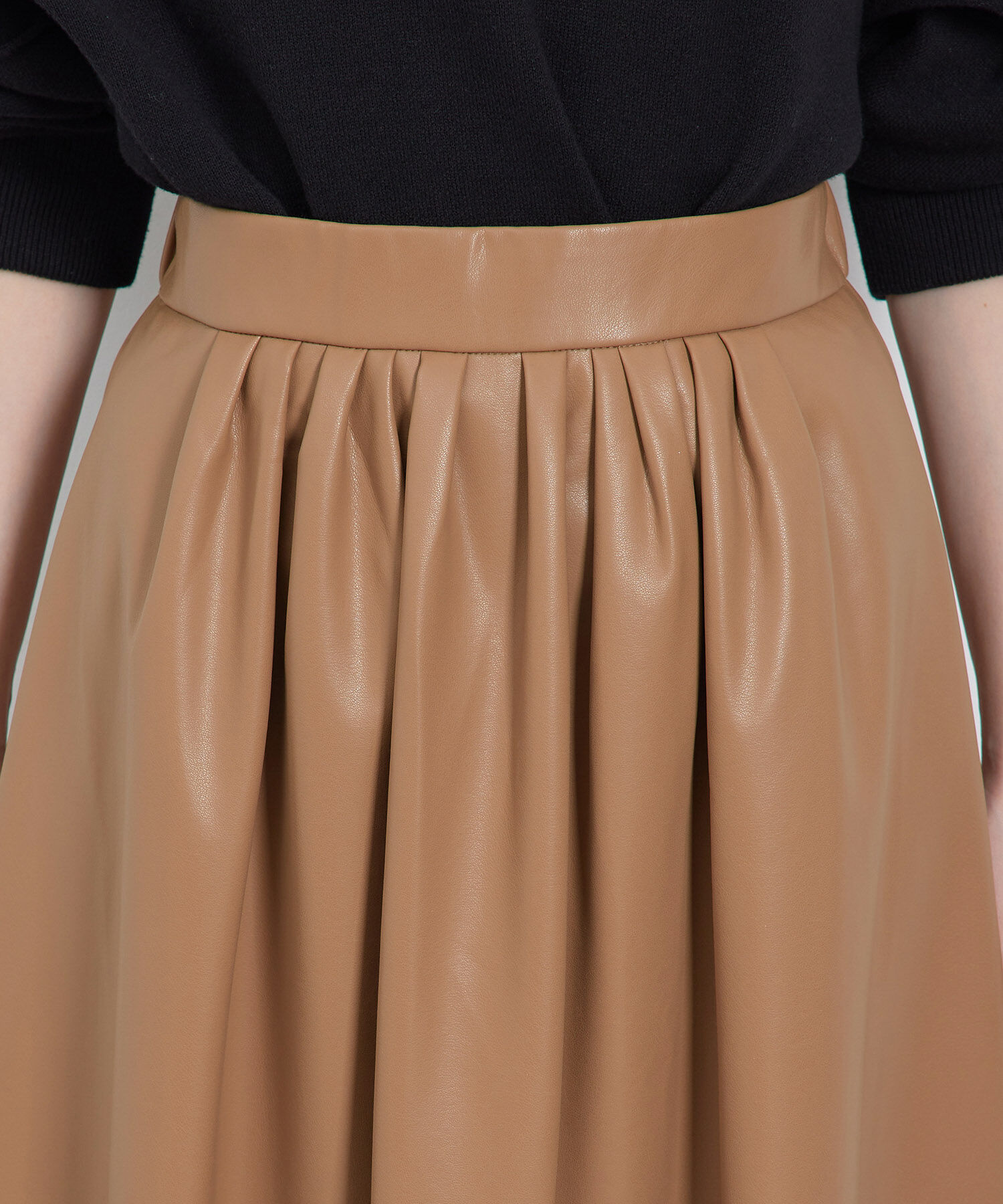 Rope&rsquo;Picnic「【emur/エミュール】シンセティックレザーコクーンスカート」|スカート|