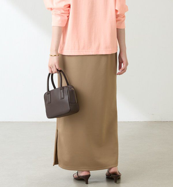  「ツヤカットタイトスカート」|スカート|