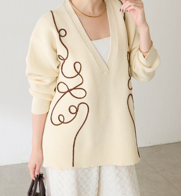  「コード刺繍深Vニット」|ニット・セーター|
