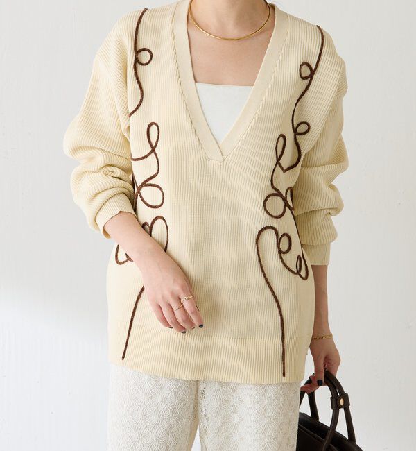  「コード刺繍深Vニット」|ニット・セーター|