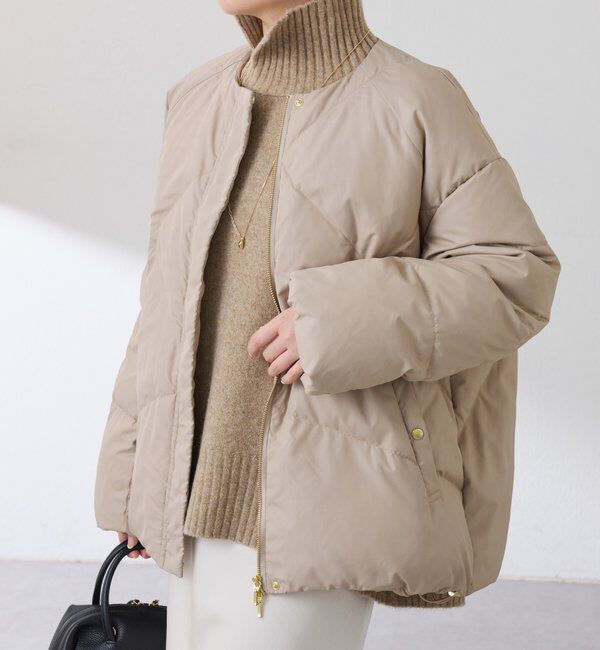  「【マット見え/軽量コート】ライトエンボスノーカラーダウン」|その他|