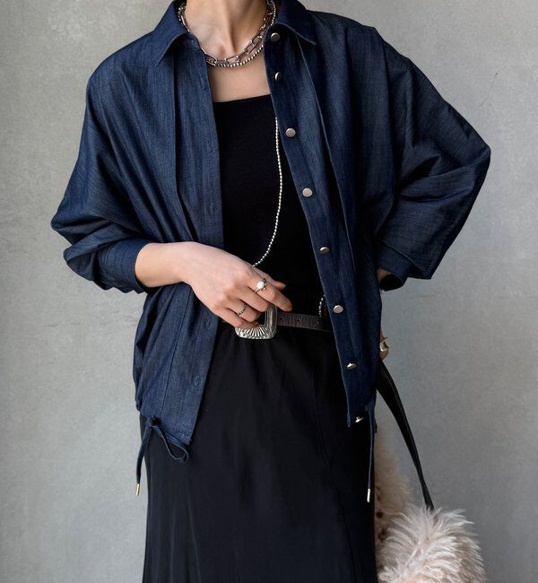  「【WEB限定】 GOLDボタンドロストデニムシャツ」|シャツ・ブラウス|