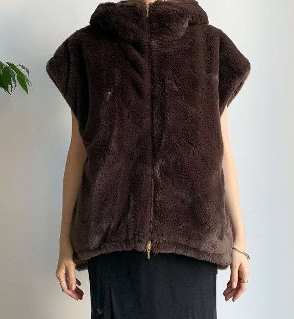  「フェイクミンクフーディージレ」|ベスト・ジレ|