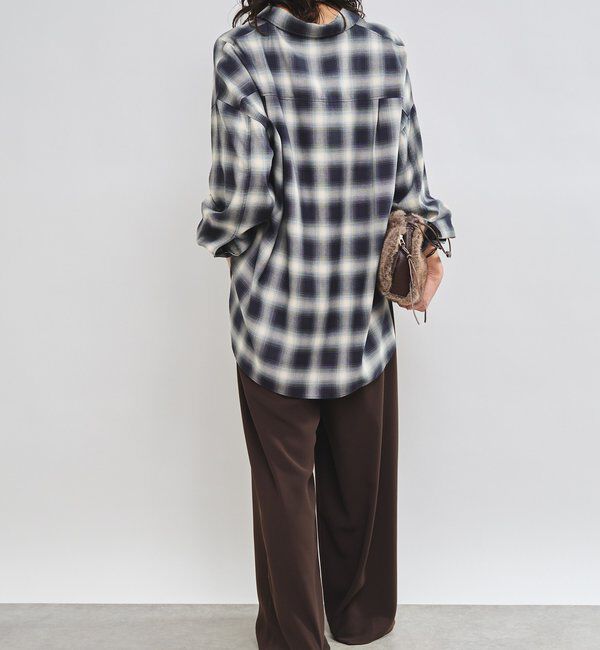  「【ウォッシャブル】【シーズンレスで使える】タックワイドスラックス」|チノ|