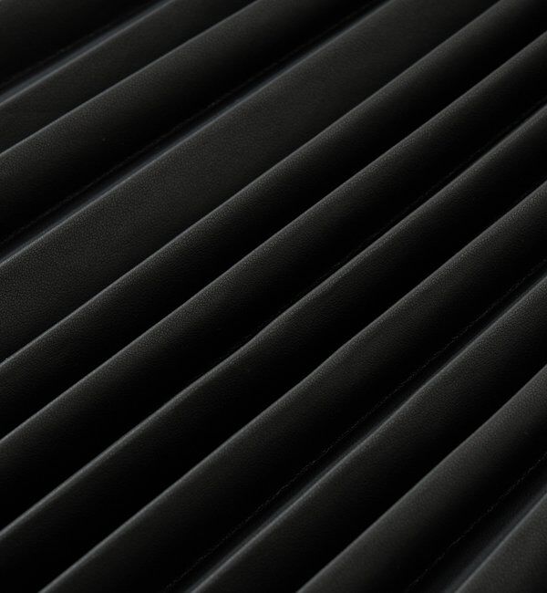  「【リバイバル/ウエストゴムで着やすい】レザーライクプリーツスカート」|スカート|