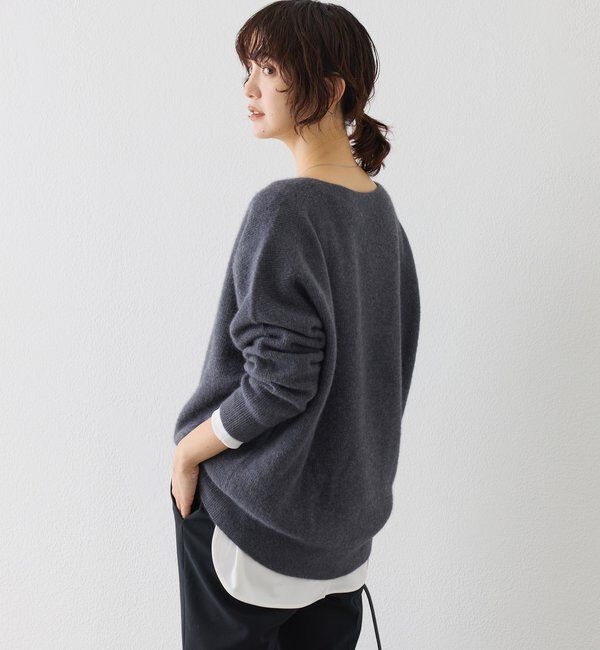  「【抜け感シルエット】ヘアリーウール片畦Vネックニット」|ニット・セーター|