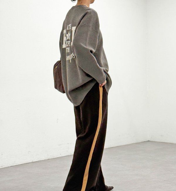  「【バックロゴが目を惹く】アスレチックロゴニット」|ニット・セーター|