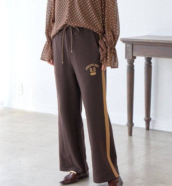  「【スタイリングのアクセントに】サイドラインジャージーパンツ」|チノ|