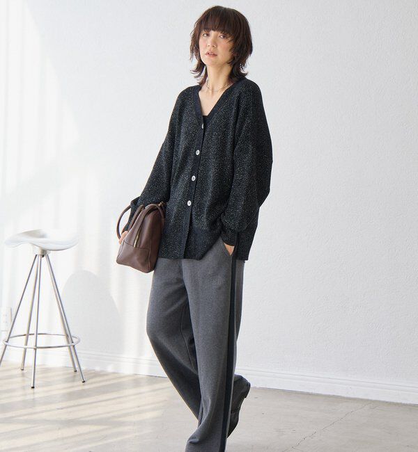  「【スタイリングのアクセントに】サイドラインジャージーパンツ」|チノ|