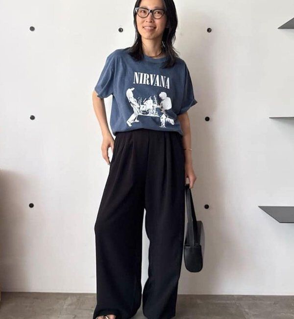  「【CHIHAYAコラボ】スウェードライクタックイージーパンツ」|チノ|