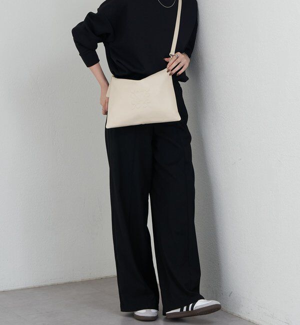  「エンボスモノグラムショルダーバッグ」|ショルダー・メッセンジャー|