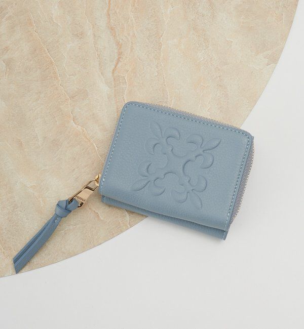  「エンボスモノグラム三つ折りウォレット」|財布|スカイブルー