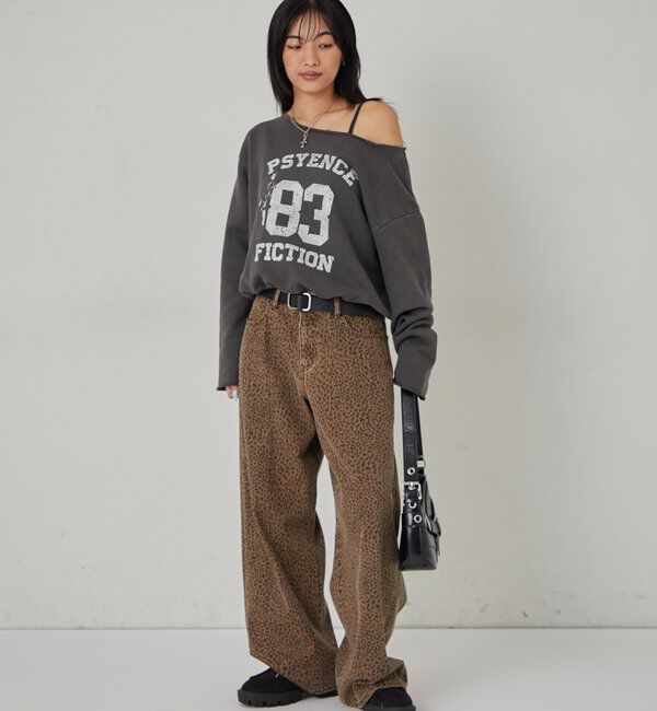  「ELLIOTT NUMBERIHG ONE-SHOULDERSWEATSHIRT」|Tシャツ・カットソー|