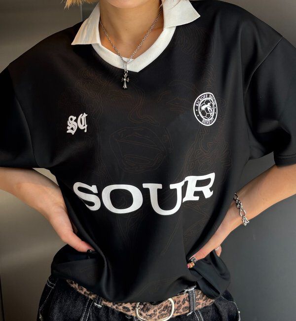  「【SOUR CREAM/サワークリーム】モンローサッカーユニフォームTEE」|Tシャツ・カットソー|ブラック