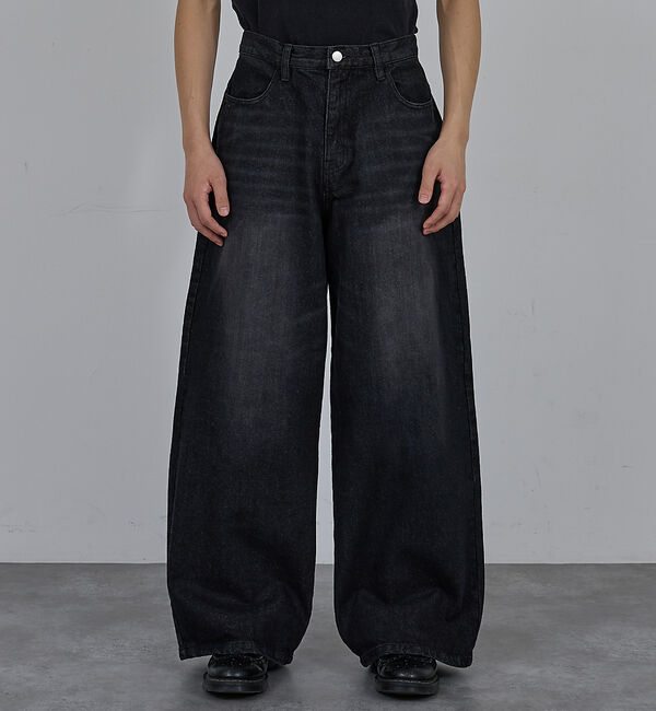 ABAHOUSE「【AH ABAHOUSE】ブラスト ワイドバギー デニムパンツ / セットアップ」|デニム|ブラック