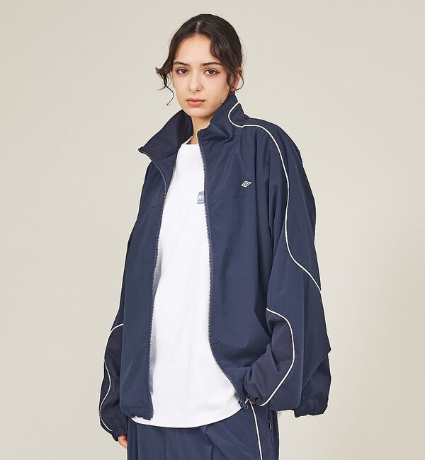 ABAHOUSE「【UMBRO HOUSE / アンブロハウス】トラックジャケット/ユニセックス【」|ブルゾン・スタジャン|ネイビー