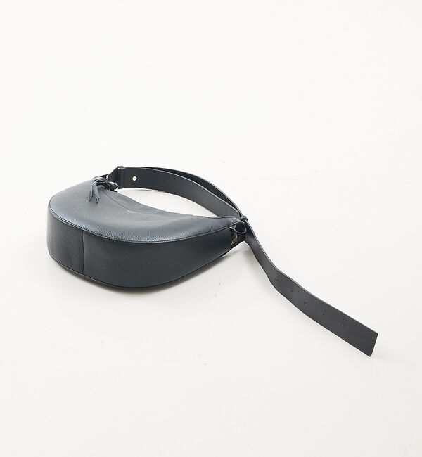 LOWELL things「【VERY掲載】Mois/レザーハーフMOONショルダー」|ショルダー・メッセンジャー|