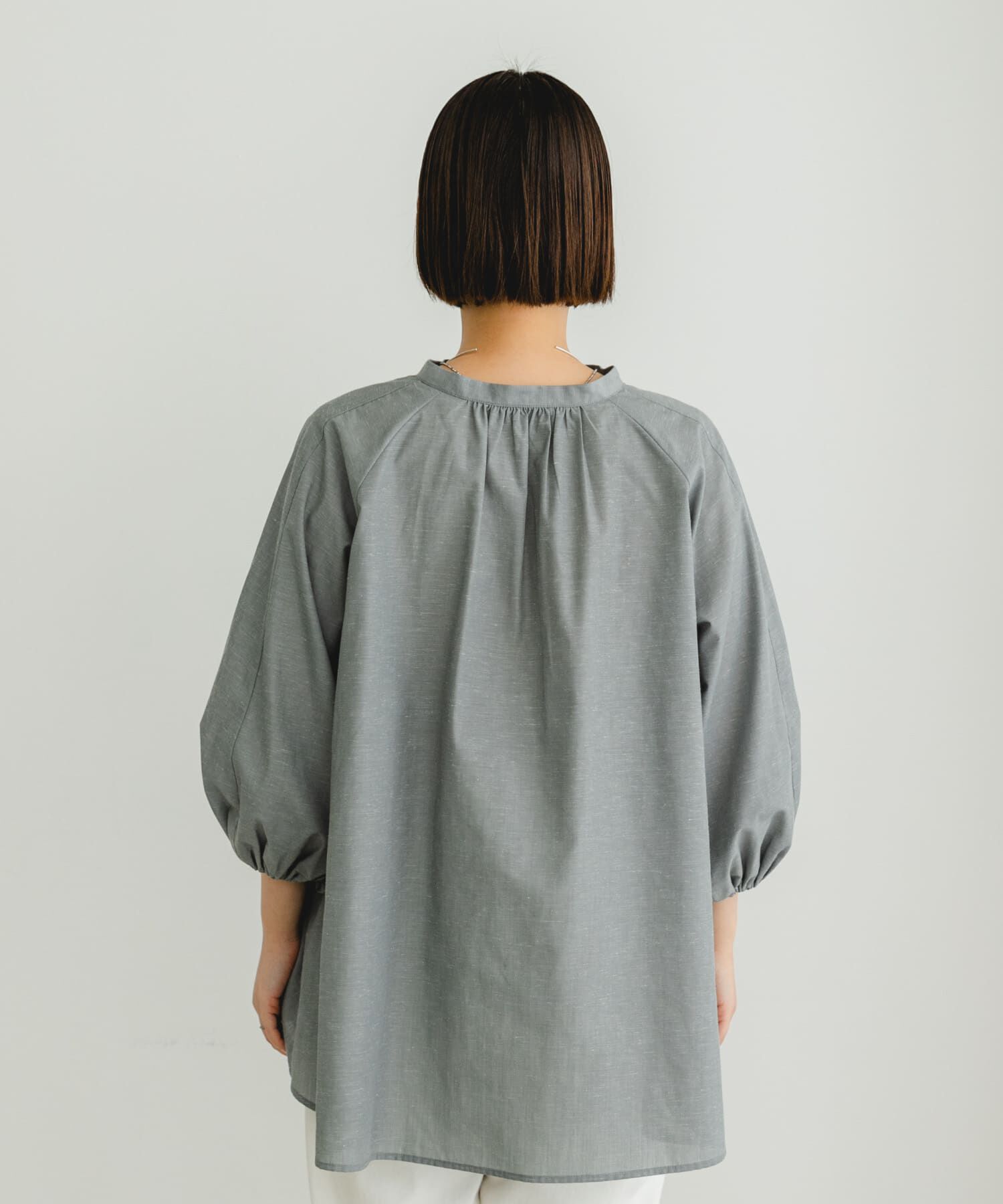 URBAN RESEARCH ROSSO「『UR TECH』F by ROSSO　イージーリネンボリュームブラウス」|シャツ・ブラウス|