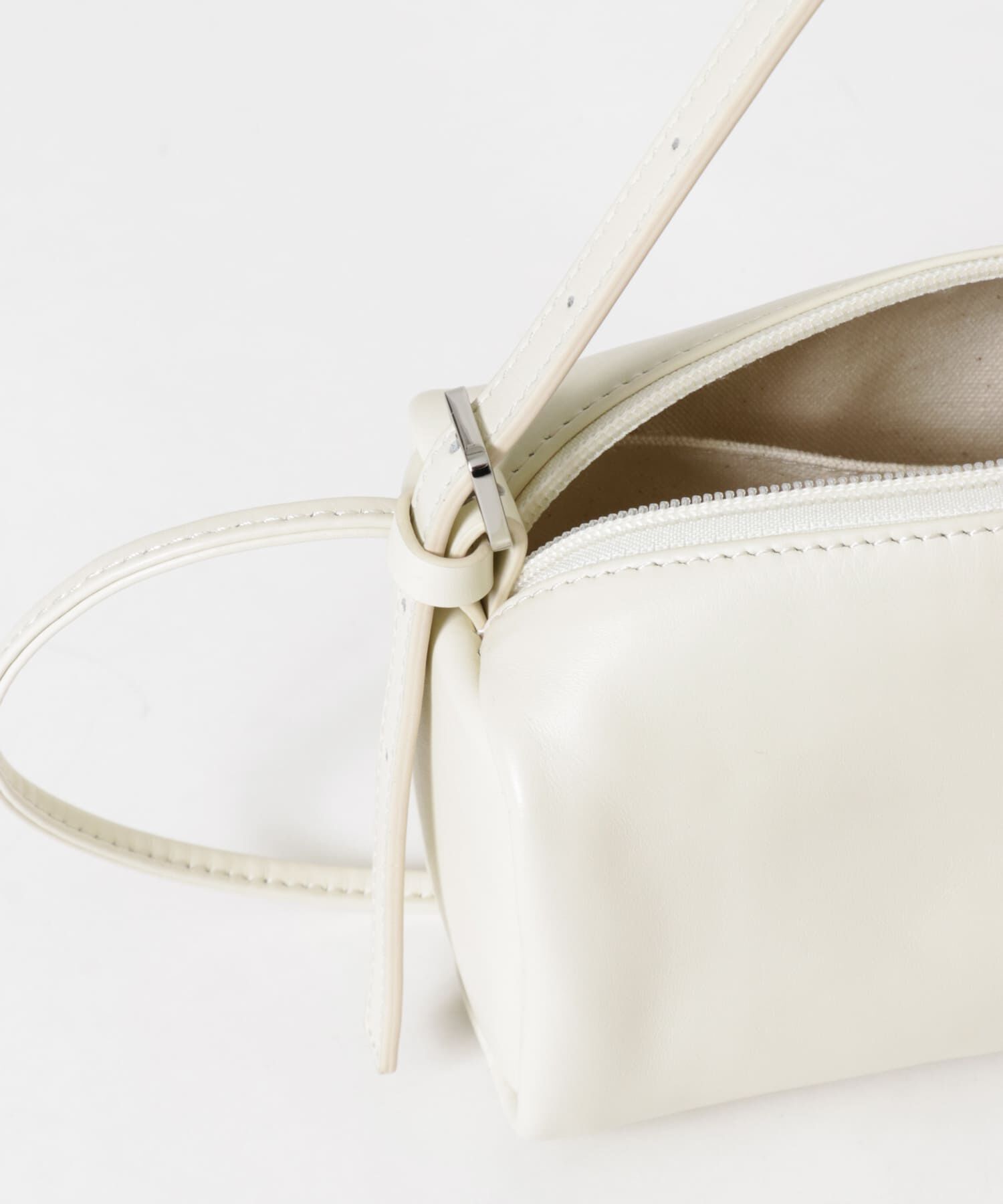 URBAN RESEARCH「LEATHER SQUARE SHOULDER」|ショルダー・メッセンジャー|