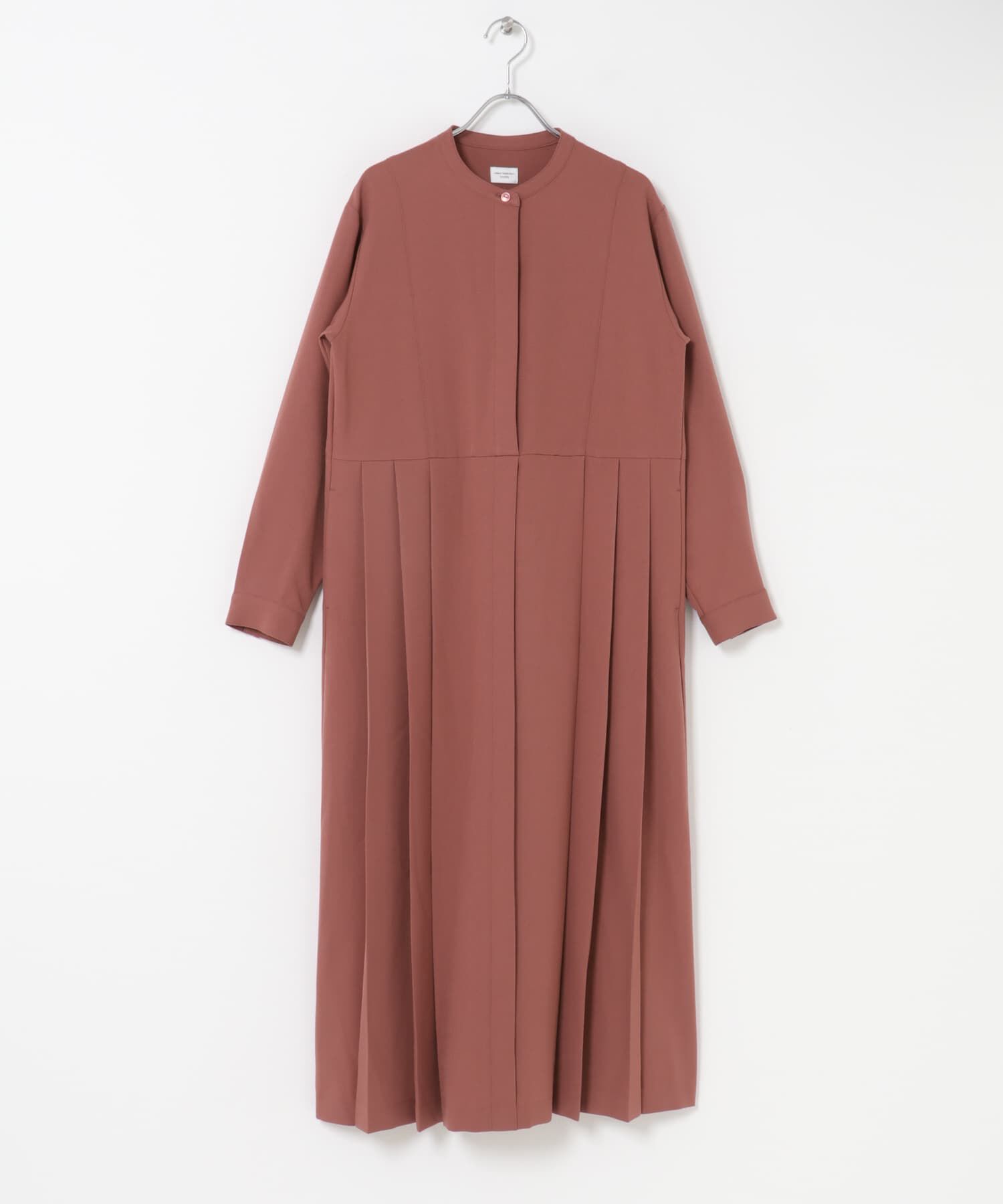 URBAN RESEARCH DOORS「『一部WEB限定カラー』『UR TECH SMOOTHLUXE』サイドプリーツ切替ワンピース」|ワンピース|