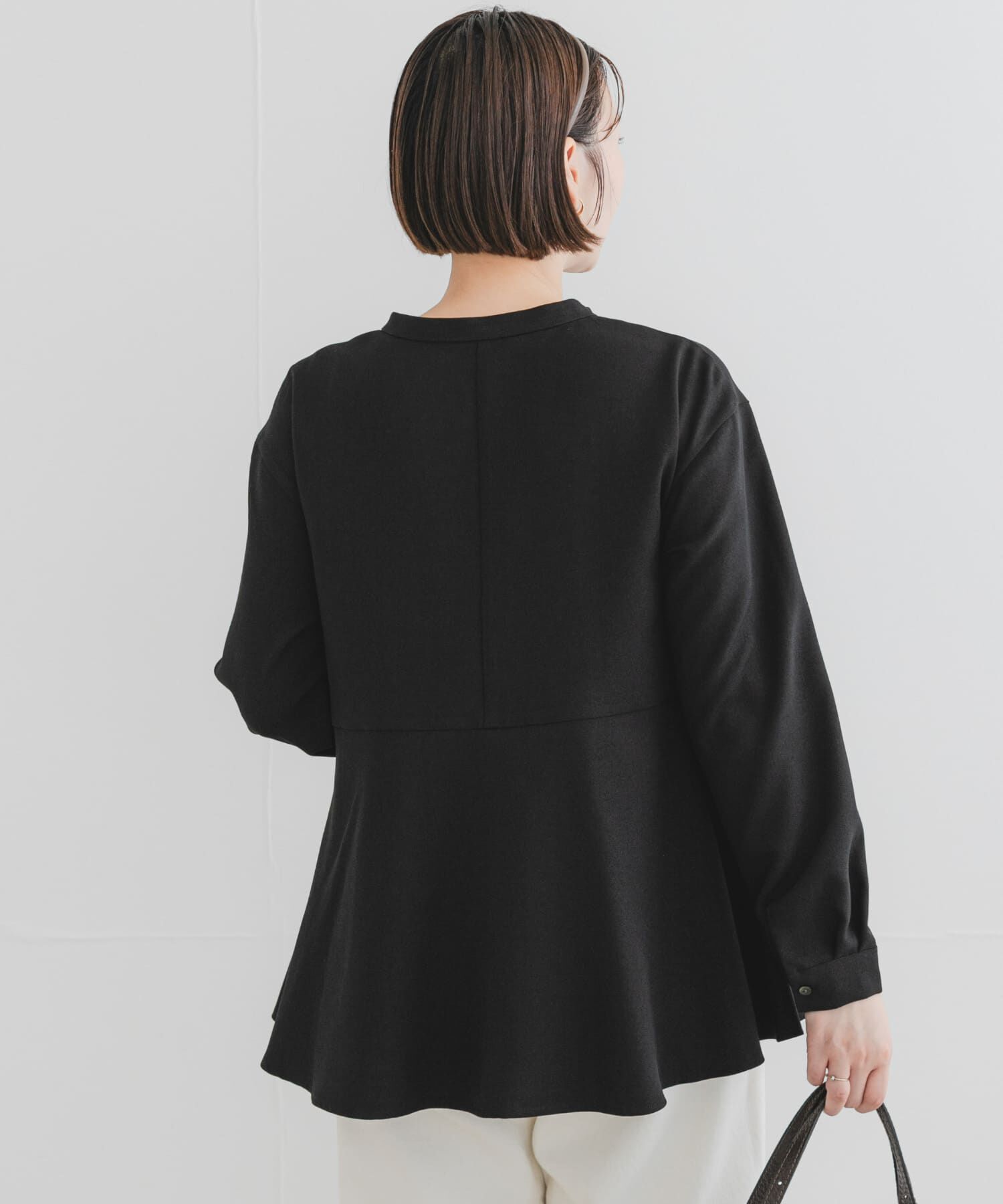 URBAN RESEARCH ROSSO「『UR TECH SMOOTHLUXE』F by ROSSO　サイドペプラムブラウス」|シャツ・ブラウス|