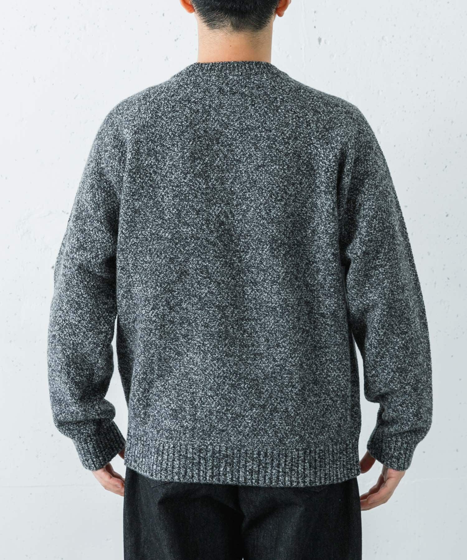 URBAN RESEARCH「ATON　LAMBS WOOL C/N SWEATER」|ニット・セーター|