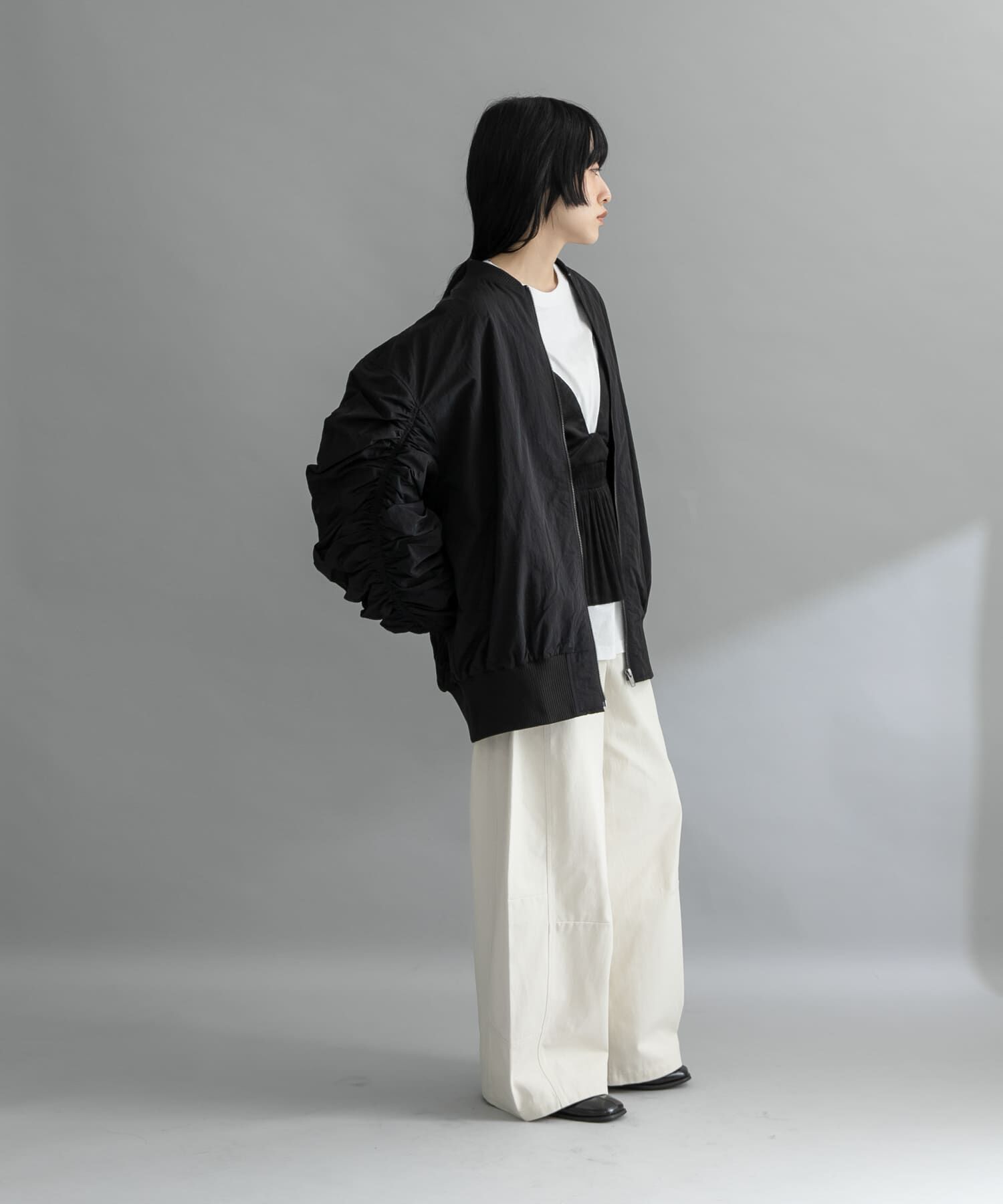  「『WEB/一部店舗限定』BACKシャーリングMA-1」|ノーカラーコート|