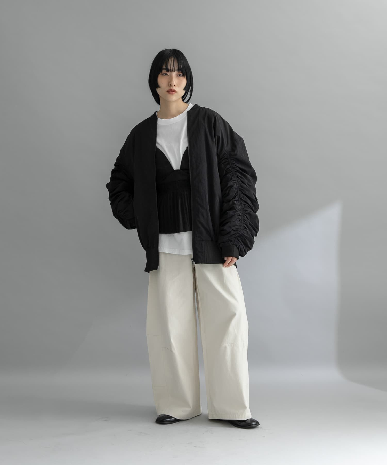  「『WEB/一部店舗限定』BACKシャーリングMA-1」|ノーカラーコート|