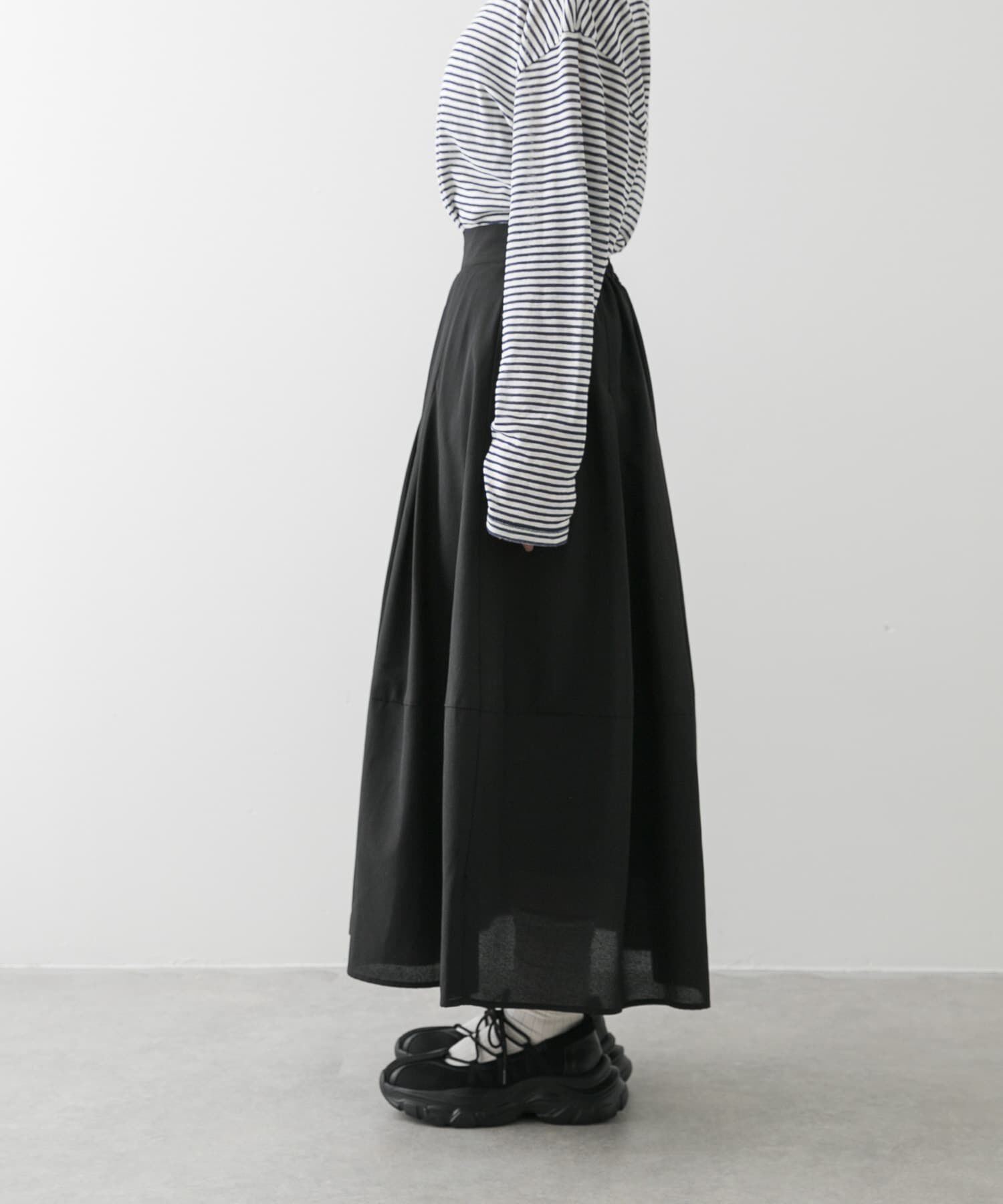 SENSE OF PLACE by URBAN RESEARCH「タックボリュームコクーンスカート」|スカート|