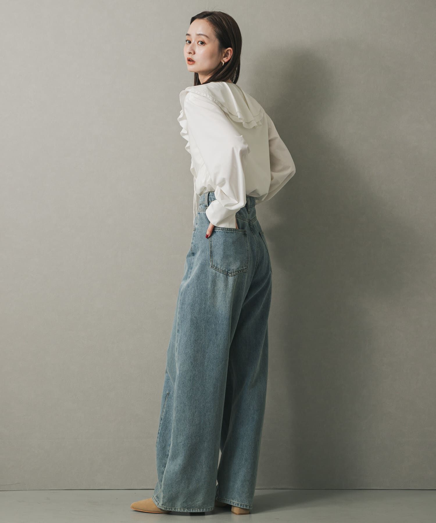 SENSE OF PLACE by URBAN RESEARCH「Vネックラッフルブラウス」|シャツ・ブラウス|