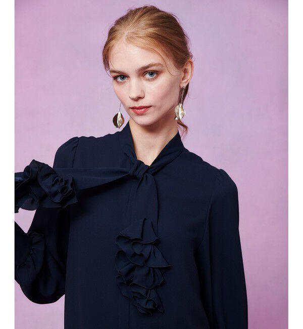 LOULOU WILLOUGHBY「【LOULOU WILLOUGHBY】ペタルフリルボウタイブラウス」|シャツ・ブラウス|ネイビー