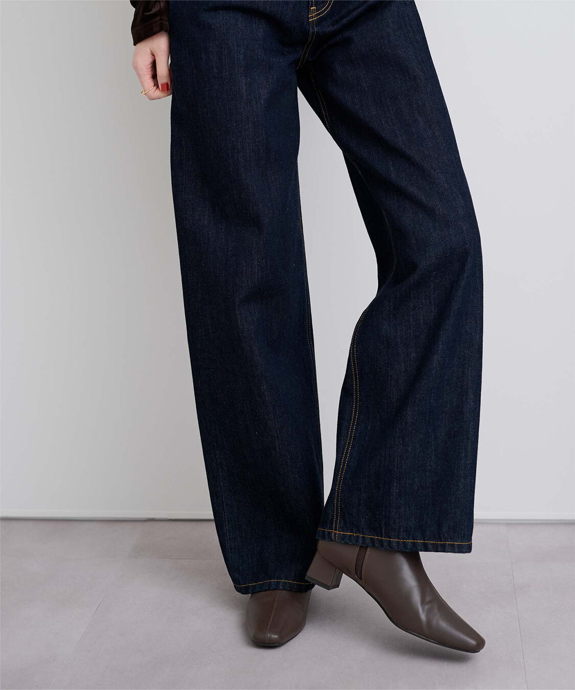 ur's「4.5cmスクエアトゥブーツ」|ショートブーツ|