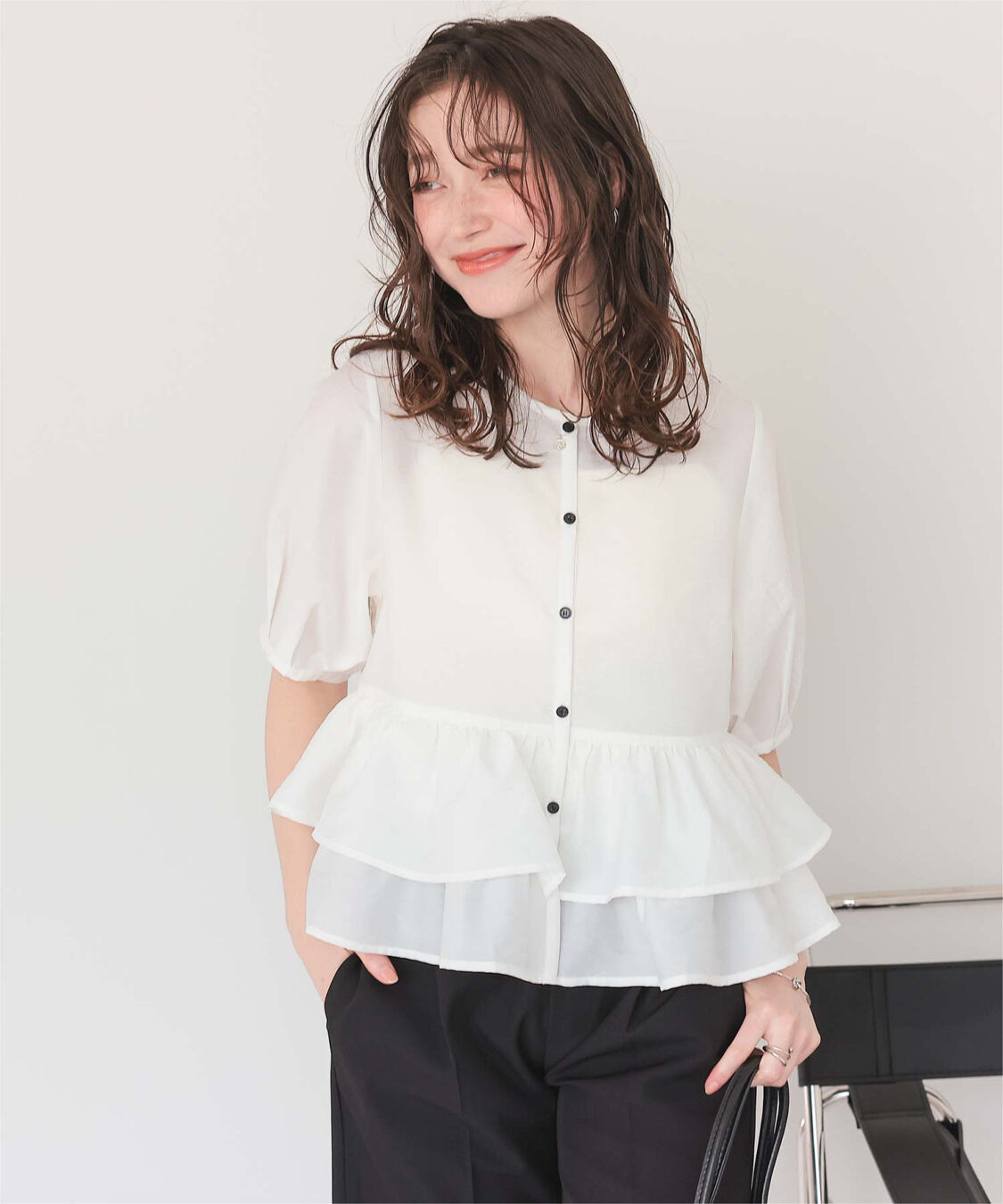 titivate「ペプラムショートランタンスリーブブラウス」|シャツ・ブラウス|ホワイト