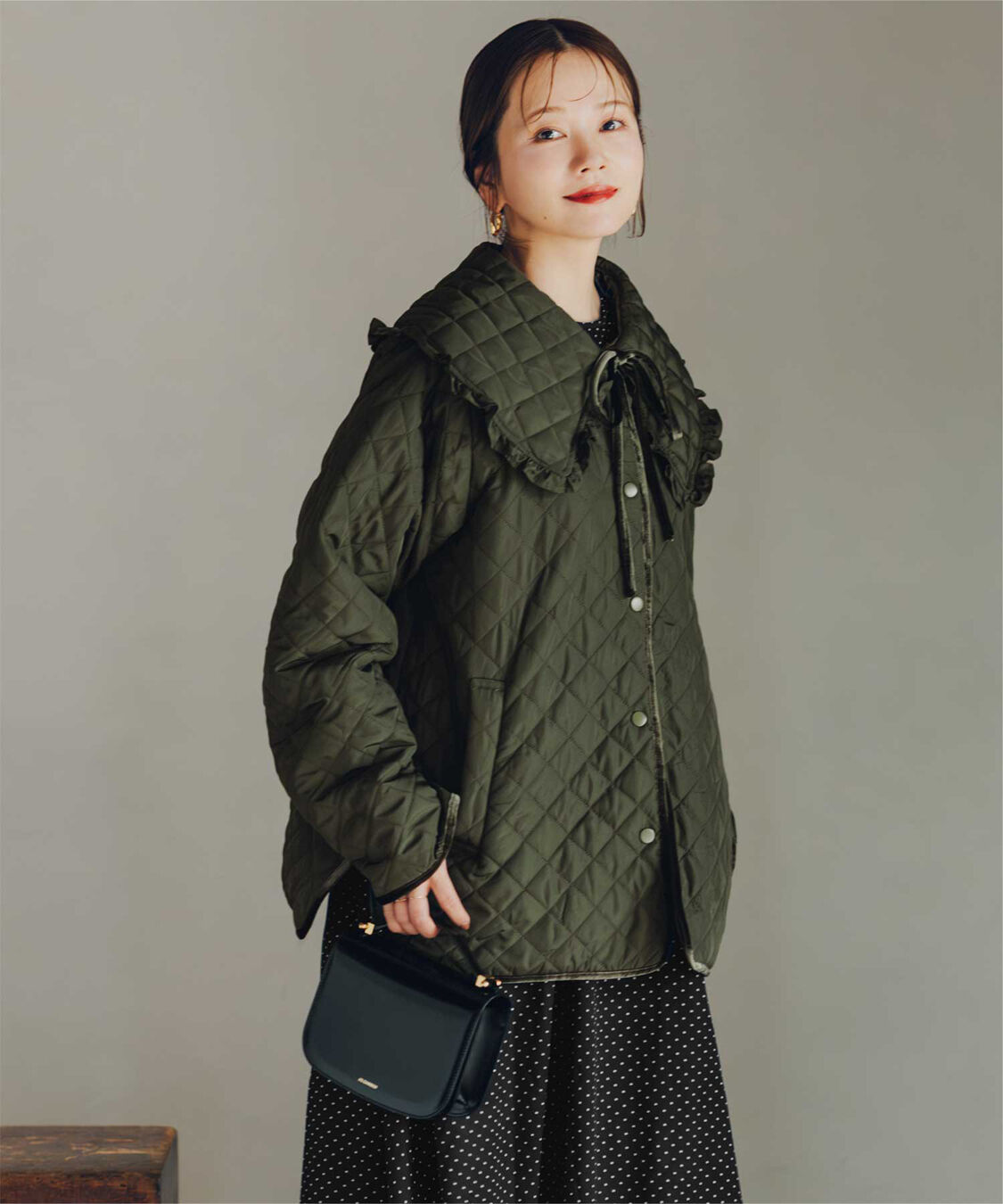 titivate「【高山直子さんコラボアイテム】襟付きキルティングジャケット」|ノーカラージャケット|カーキ