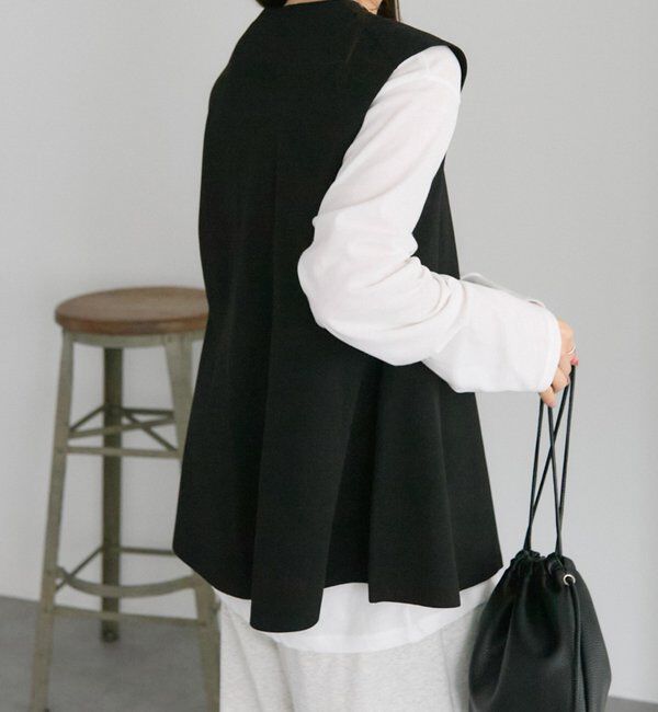  「スポンディッシュVネックニットベスト」|ニット・セーター|